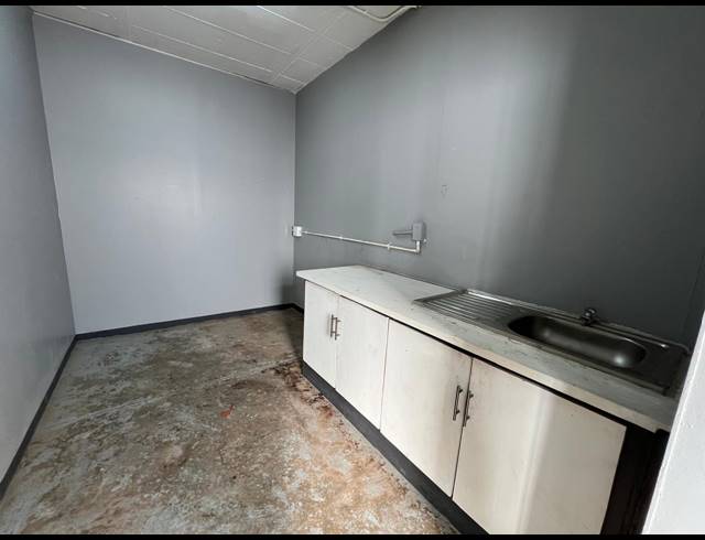 1,153M² WAREHOUSE TO LET IN STRIJDOMPARK